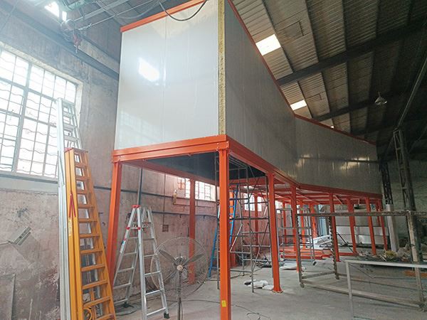 Kiinan jauhemaalauslinja liikkuvien ketjujen asennuksella